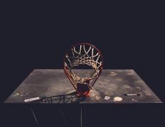 开云体育下载-当萨内不再微笑，边缘力量的重塑与足球世界的暗涌