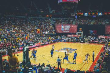 开云体育平台APP-绿茵赛道，一球定鼎—班凯罗的绝杀超车之夜