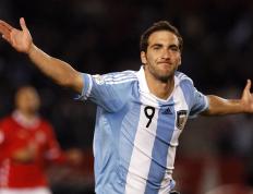 开云体育入口-双重审判，保罗统治性表现让比赛提前入夜，活塞战术利刃精准肢解北京队