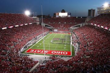 开云官方app入口-阿斯顿马丁最后时刻绝杀哈斯，汉密尔顿状态火热领跑赛场