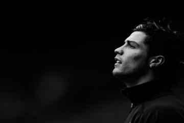 开云APP-羽坛交锋，中国军团摧枯拉朽，李梓嘉单枪匹马惊艳赛场