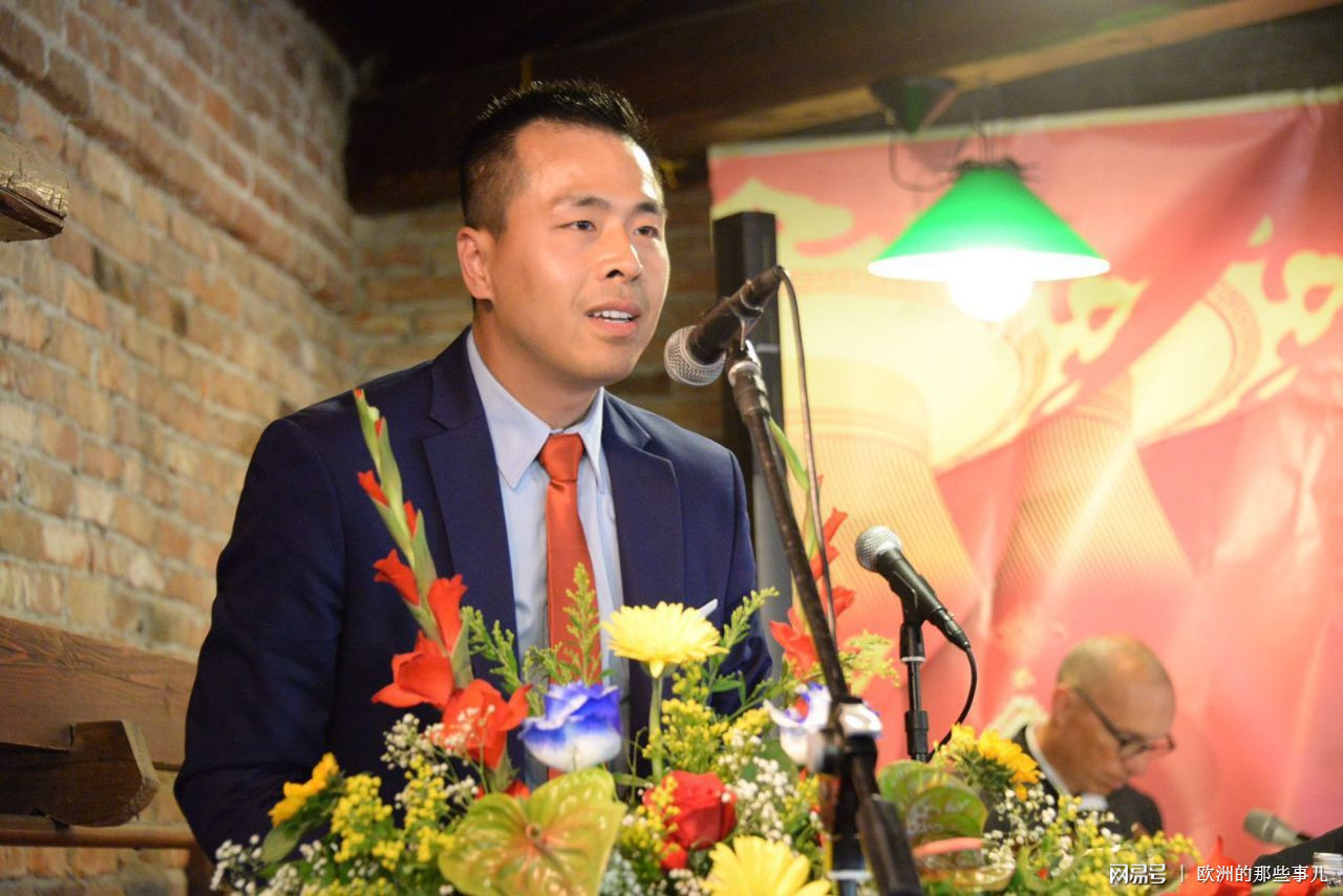 开云体育官网-都灵队长领衔表现出色，赢得球迷掌声的简单介绍