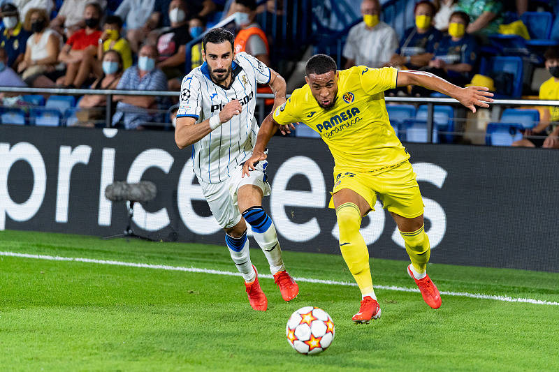 开云下载-亚特兰大表现抢眼，成功逆袭登顶