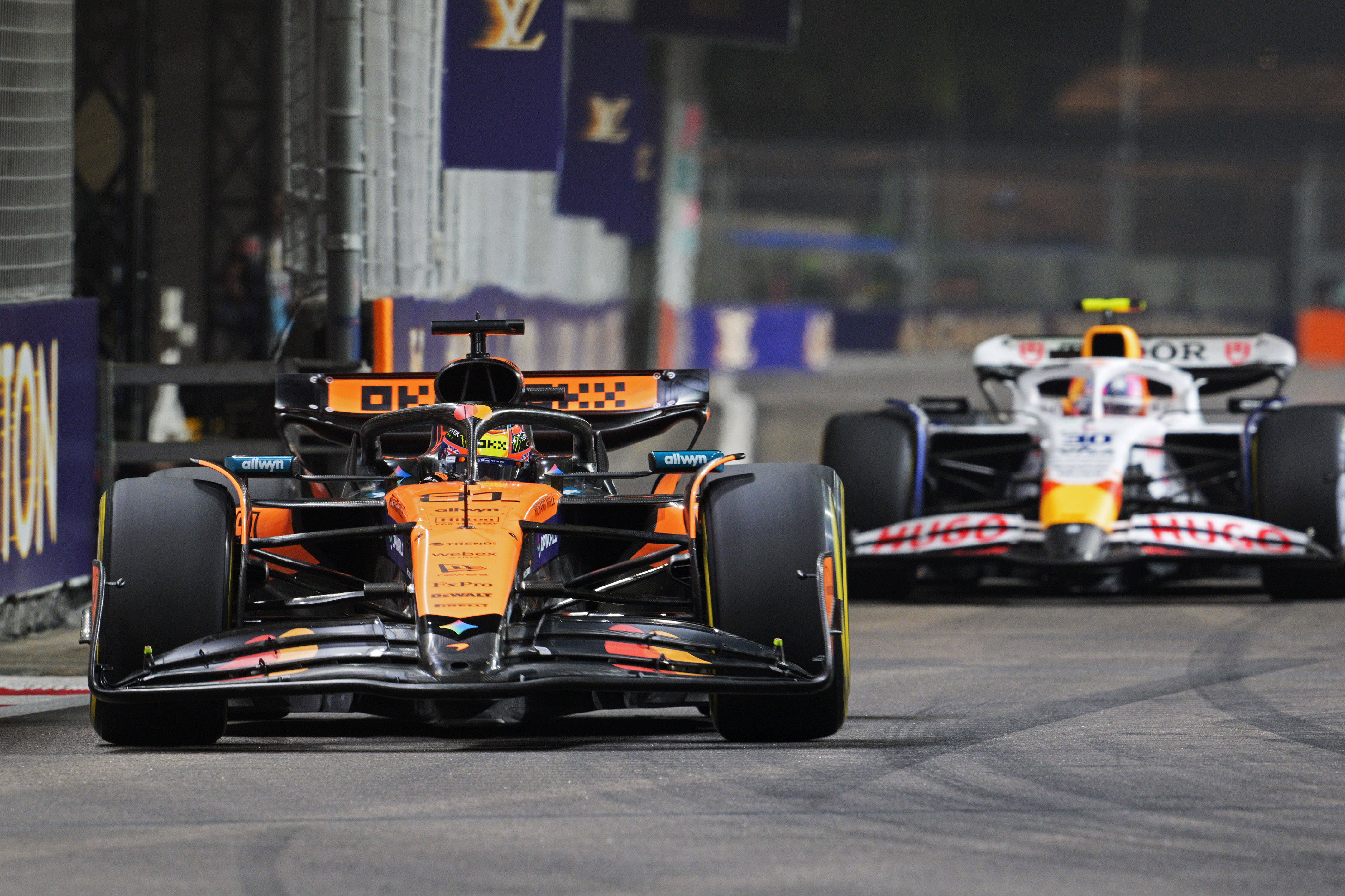 开云体育官方网站-关于法拉利翻盘迈凯伦,维斯塔潘高光表现的信息