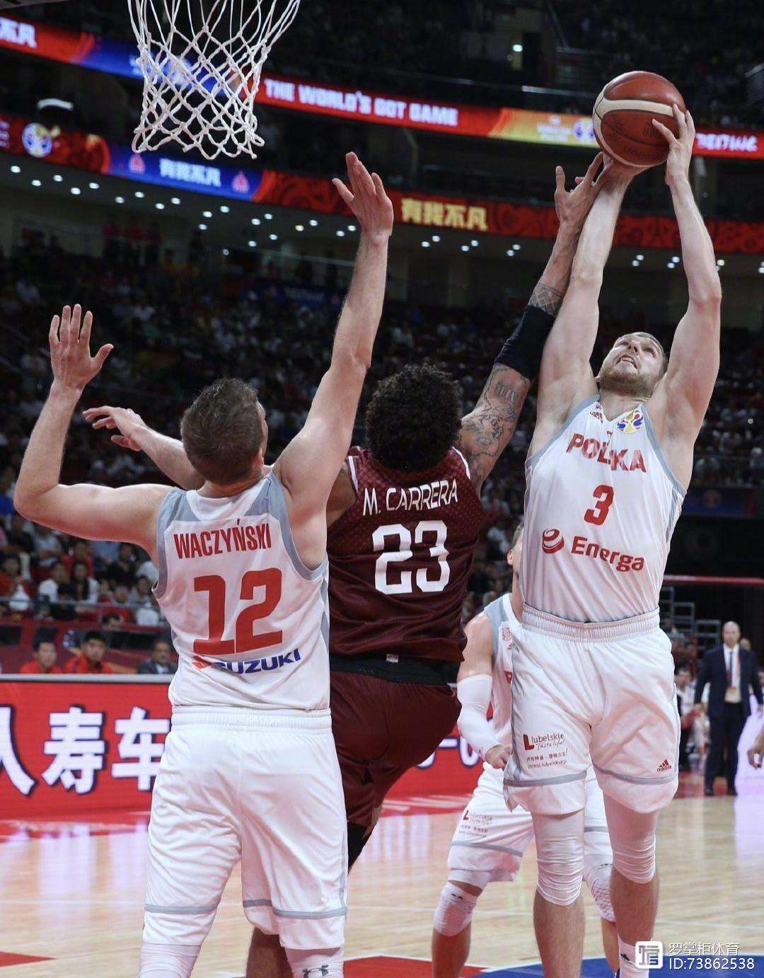 开云体育官网-中国队轻取波兰队,王皓点燃赛场