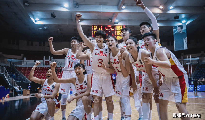 开云APP-中国队完胜韩国队，黄鸭组合带队取胜