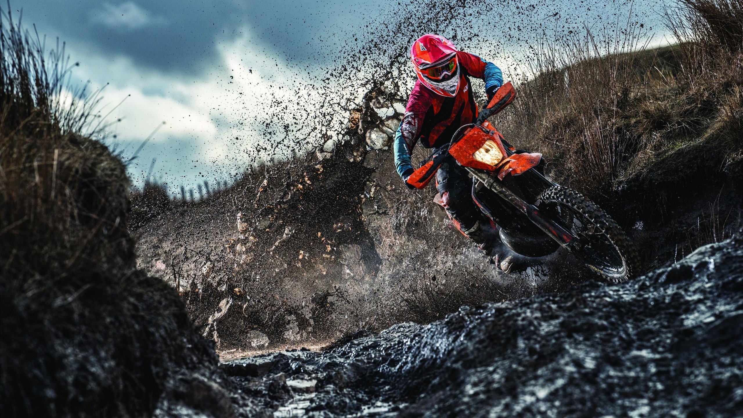 开云官方app入口-浴血诺坎普，卢卡库以孤胆英雄之姿终结巴萨主场十年噩梦